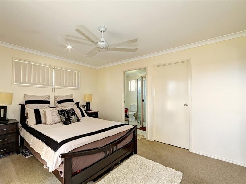 32 Greathead Road, Ashfield QLD 4670