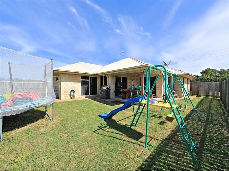 32 Greathead Road, Ashfield QLD 4670