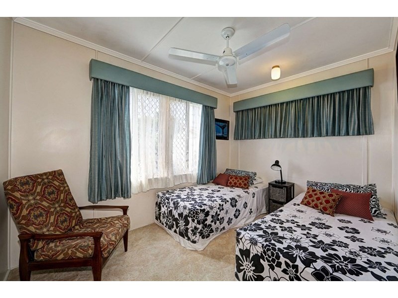 5 Moran Street, Svensson Heights QLD 4670