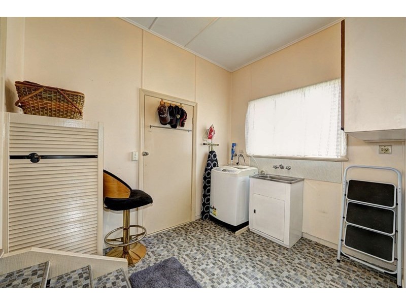 5 Moran Street, Svensson Heights QLD 4670