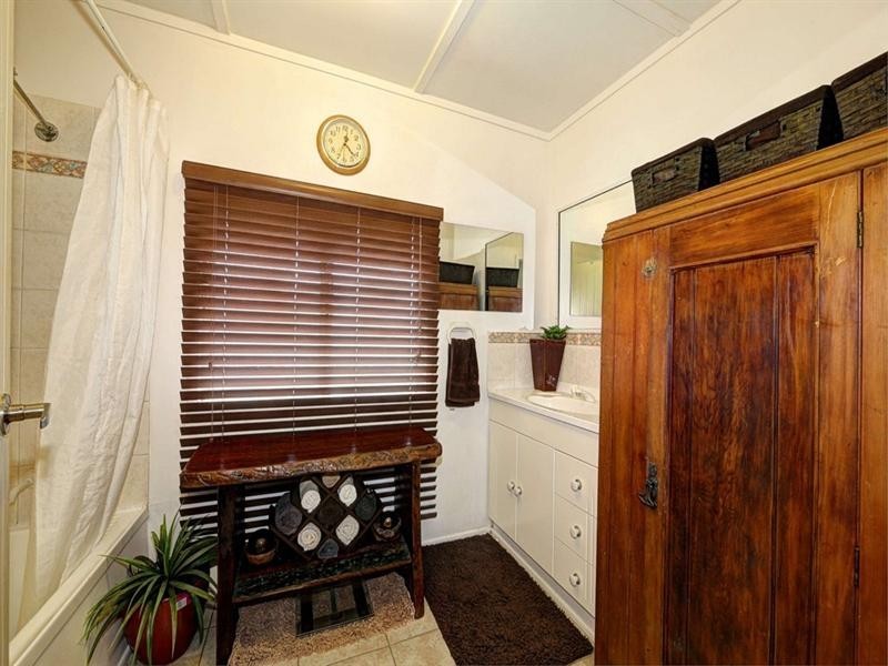 47 Gibsons Road, Burnett Heads QLD 4670