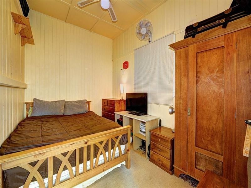 47 Gibsons Road, Burnett Heads QLD 4670