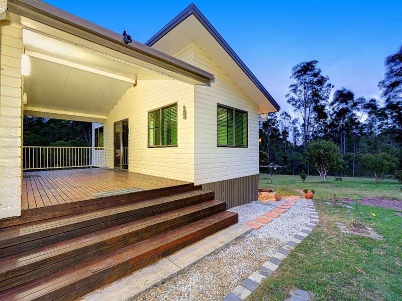 118 Pine Creek Road, Pine Creek QLD 4670