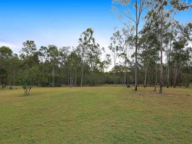 118 Pine Creek Road, Pine Creek QLD 4670
