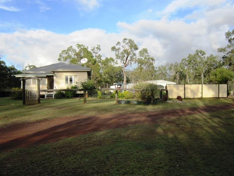 104 Barrs Road, South Kolan QLD 4670