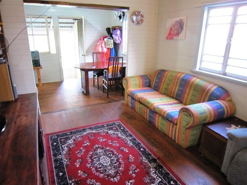 104 Barrs Road, South Kolan QLD 4670