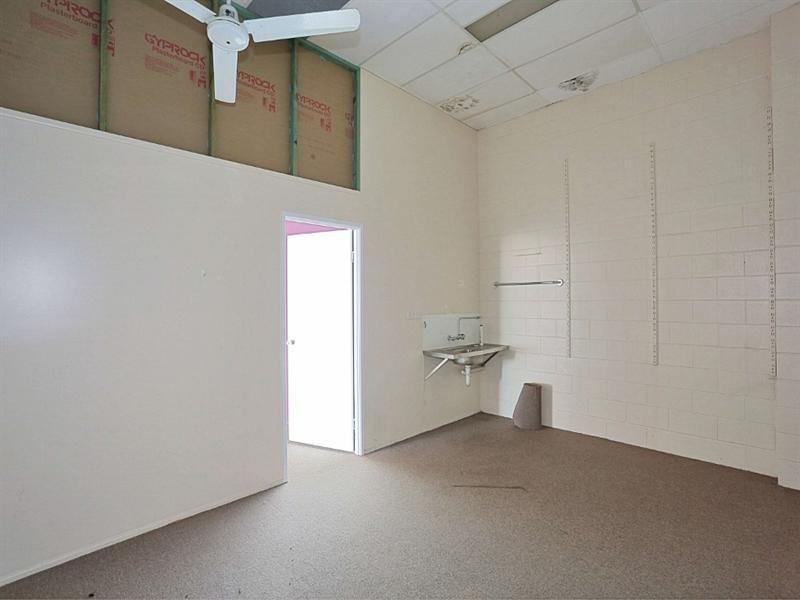 3b/107 Takalvan Street, Bundaberg West QLD 4670