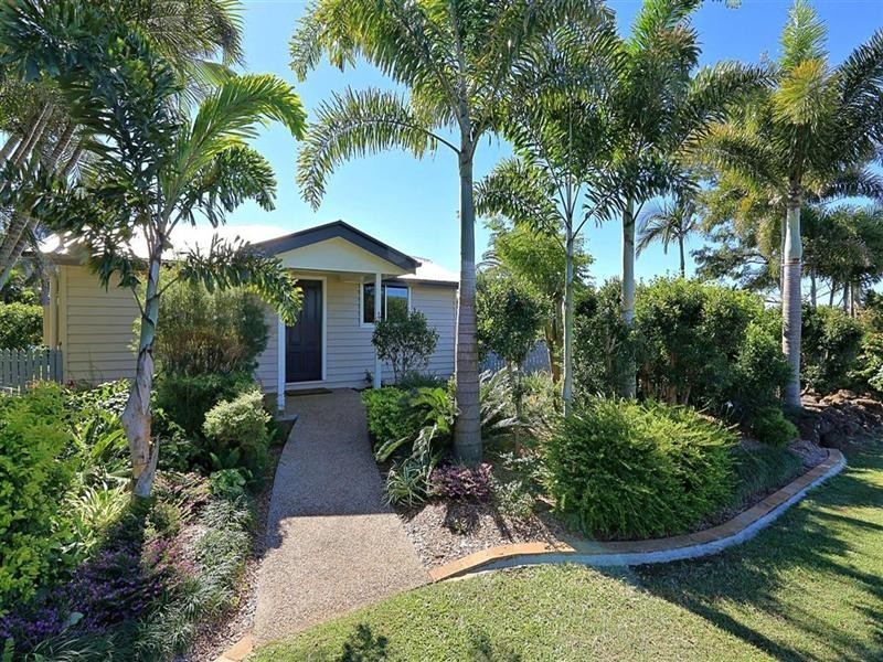 417 Windermere Road, Qunaba QLD 4670