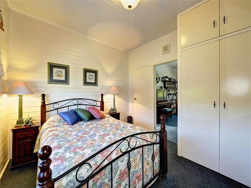 417 Windermere Road, Qunaba QLD 4670