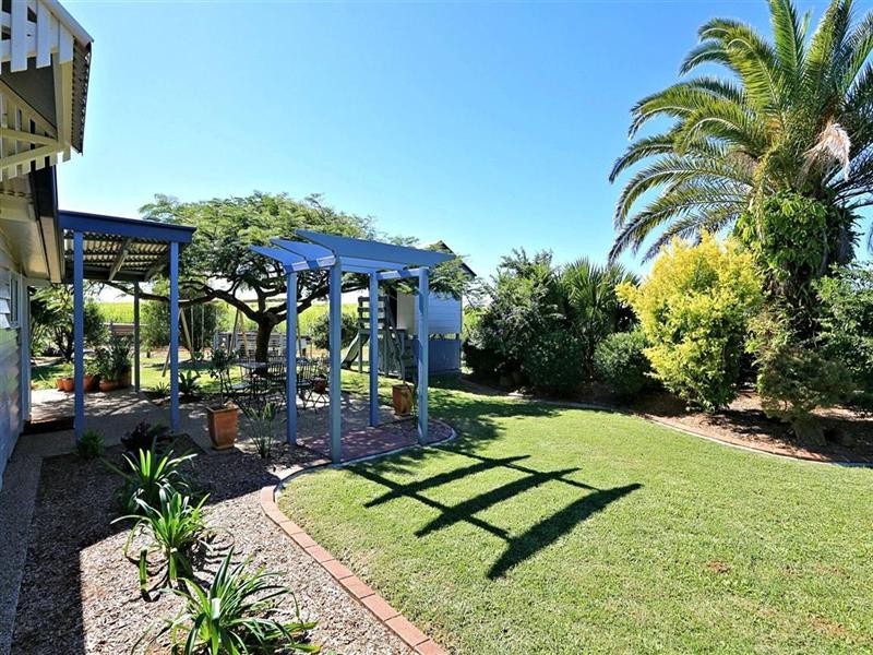 417 Windermere Road, Qunaba QLD 4670