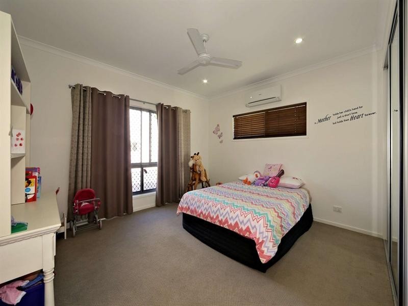 2 Louise Court, Branyan QLD 4670