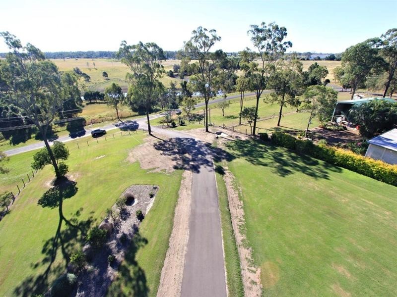 2 Louise Court, Branyan QLD 4670