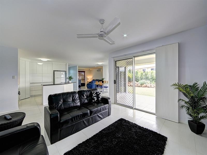 48 Mermaid Drive, Innes Park QLD 4670