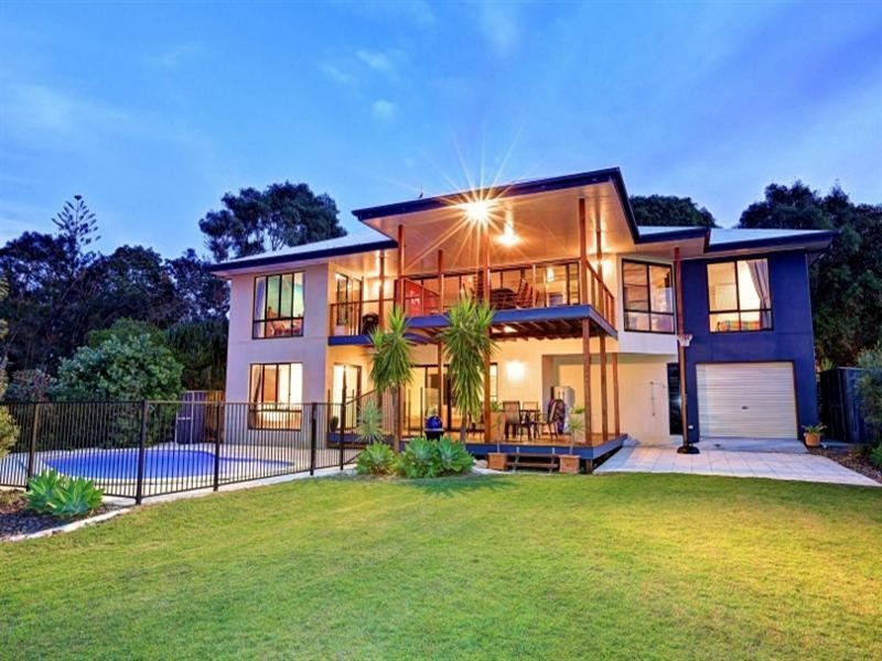 114 Sylvan Drive, Moore Park Beach QLD 4670