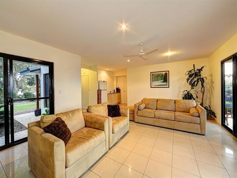 114 Sylvan Drive, Moore Park Beach QLD 4670