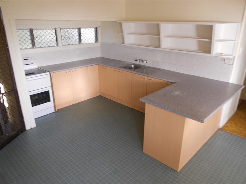 2 Barber Street, Bundaberg North QLD 4670