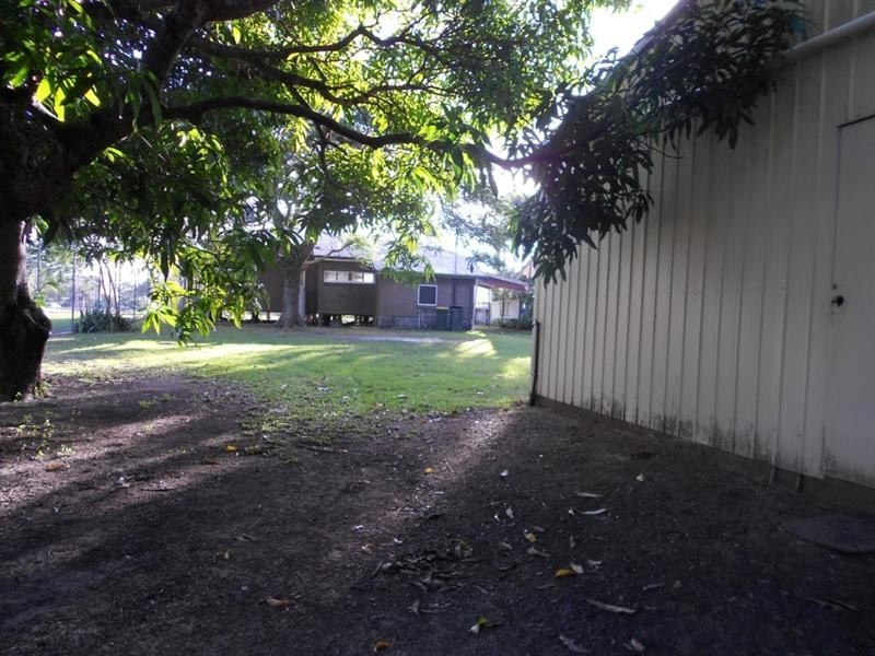 2 Barber Street, Bundaberg North QLD 4670