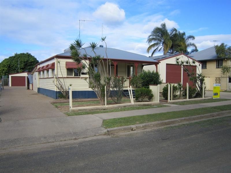14 Hinkler Avenue, Bundaberg North QLD 4670