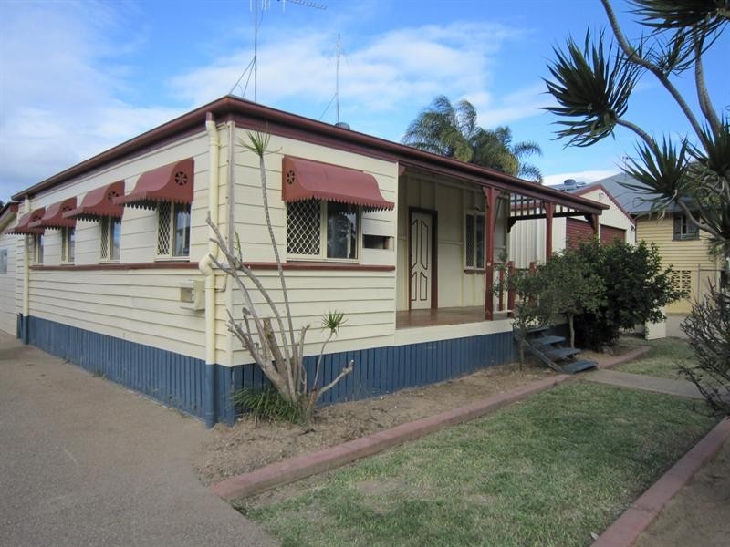 14 Hinkler Avenue, Bundaberg North QLD 4670