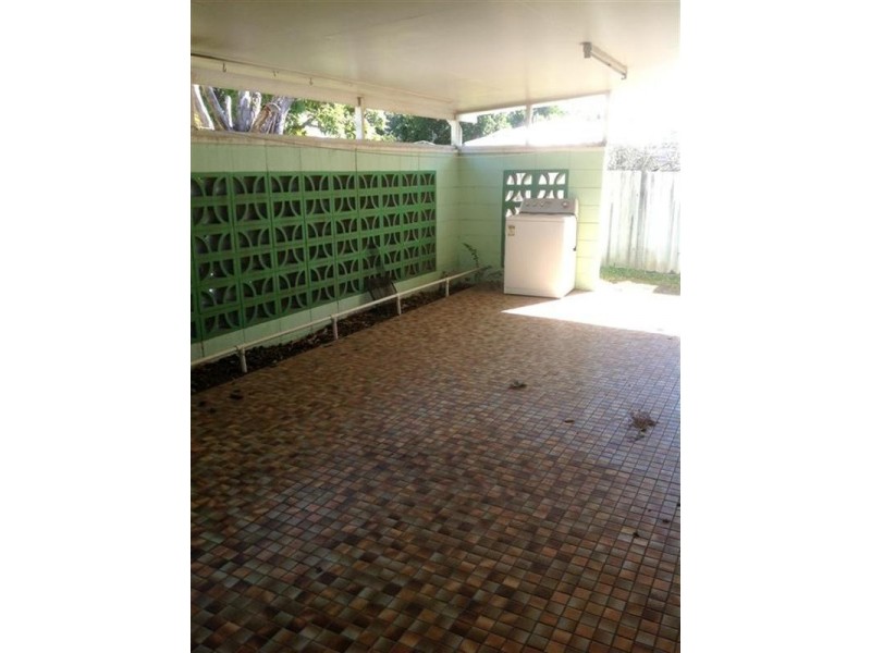 11 lester Street, Norville QLD 4670