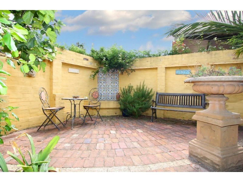 6 Brentfield Court, Mill Park VIC 3082