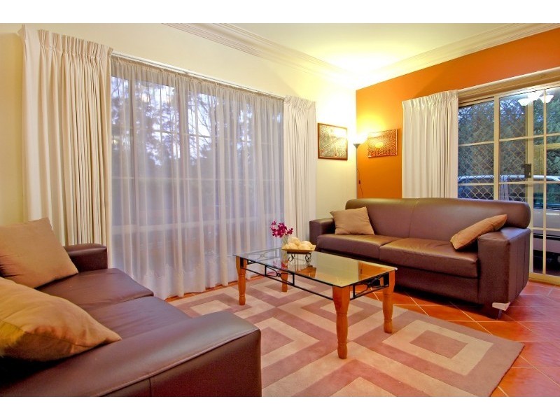 14 Amethyst Walk, Bundoora VIC 3083