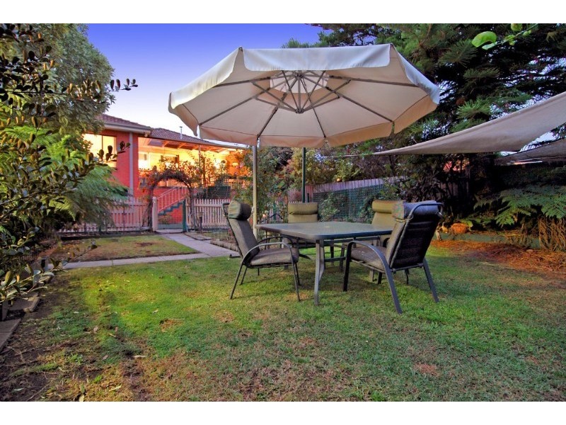 37 Green Avenue, Kingsbury VIC 3083