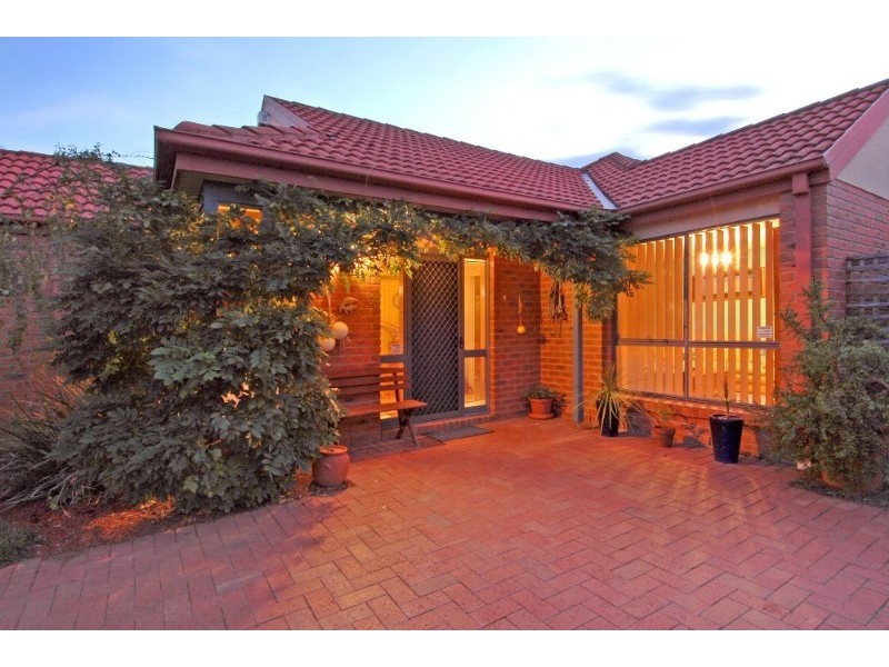 7 Moonstone Walk, Bundoora VIC 3083