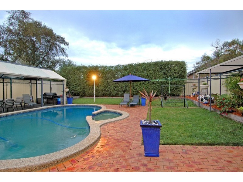 9 Bungay Street, Watsonia VIC 3087