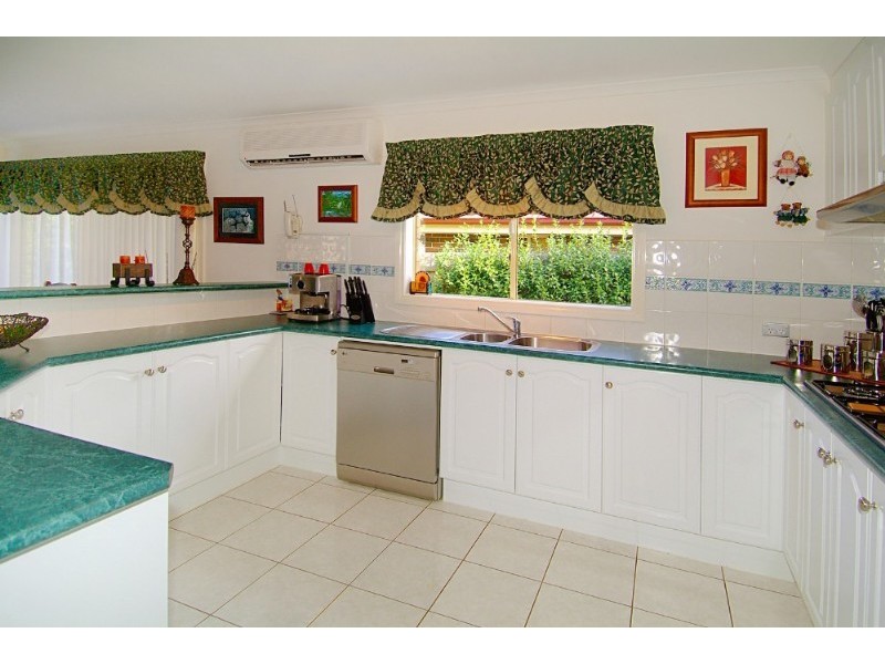 62 Trinity Way, South Morang VIC 3752