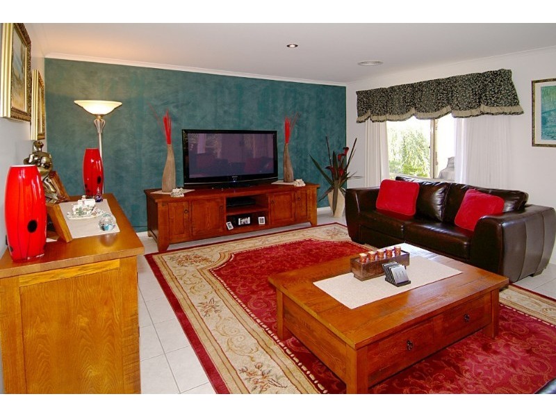 62 Trinity Way, South Morang VIC 3752