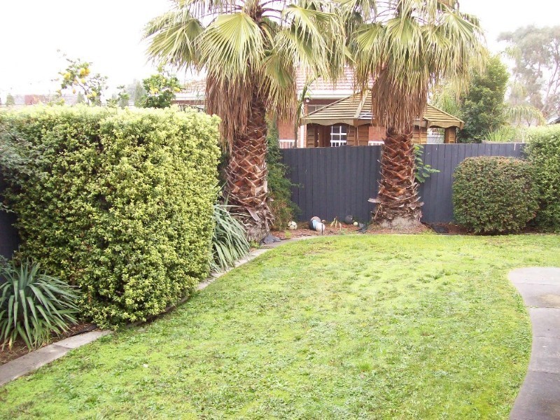 5 Francis Walton Road, Mill Park VIC 3082
