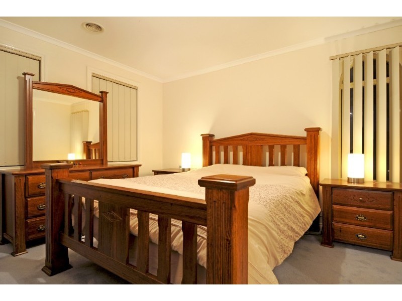 23 Redbark Hill Circuit, South Morang VIC 3752