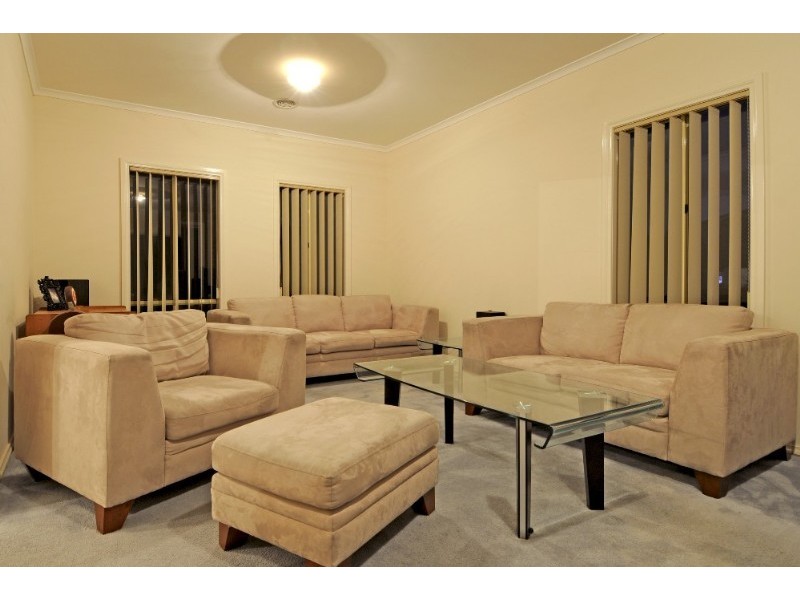 23 Redbark Hill Circuit, South Morang VIC 3752