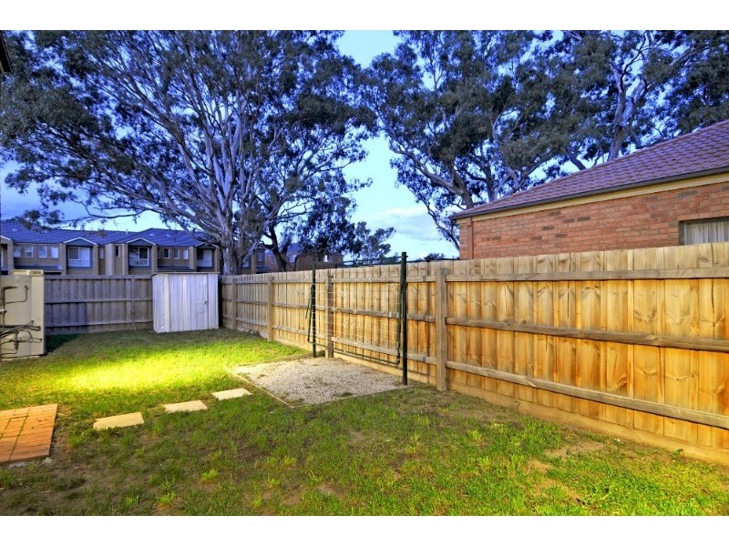 23 Redbark Hill Circuit, South Morang VIC 3752