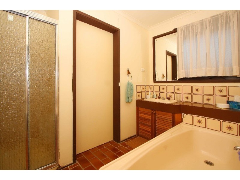 6 Merryn Close, Bundoora VIC 3083