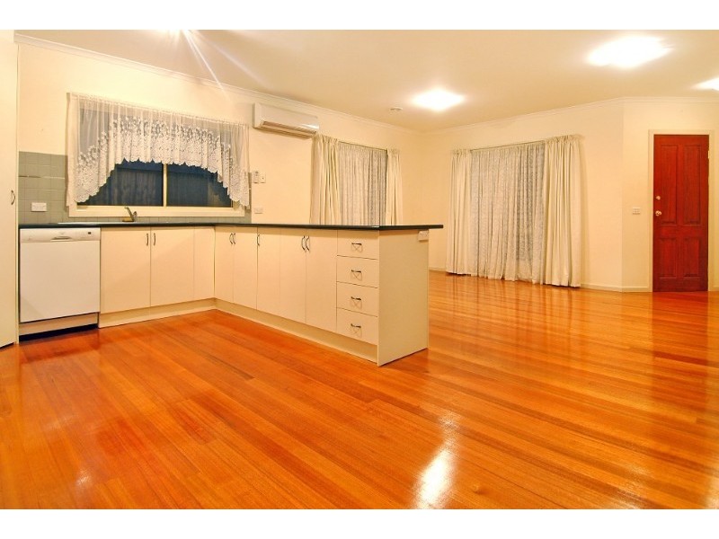 2/37 Clunes Street, Kingsbury VIC 3083