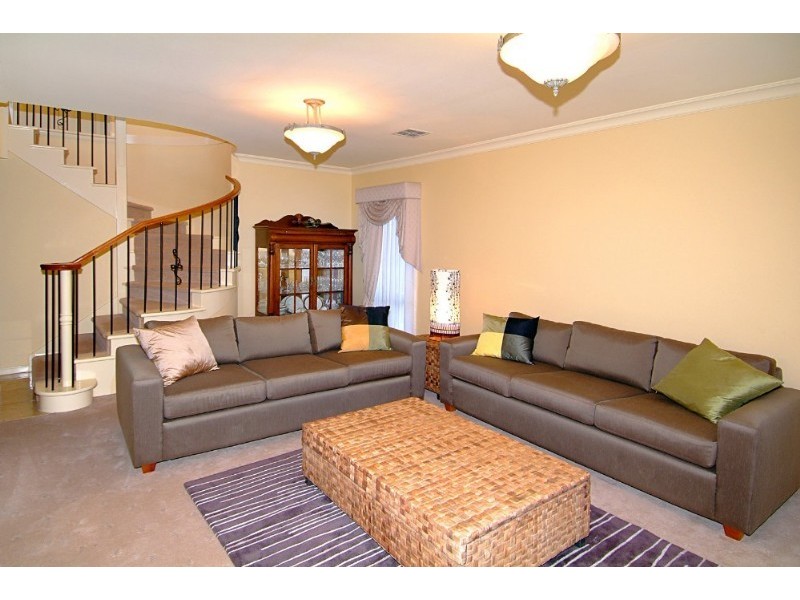 6 Riccana Court, Mill Park VIC 3082