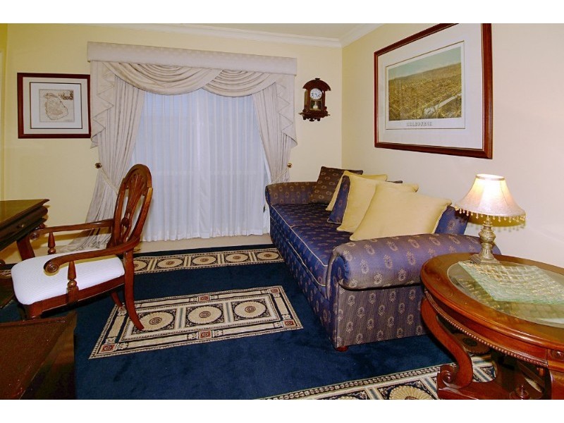 6 Riccana Court, Mill Park VIC 3082