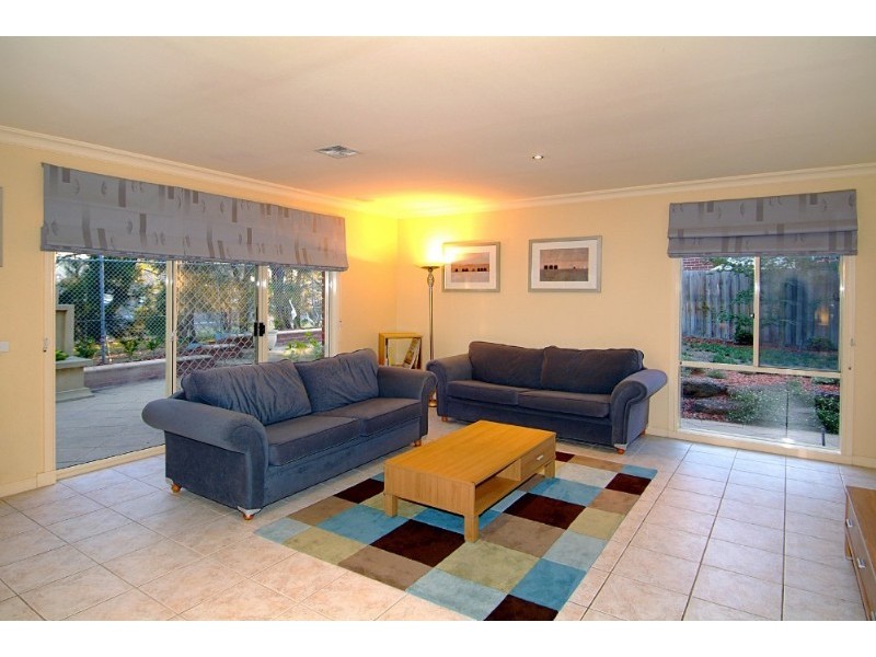 6 Riccana Court, Mill Park VIC 3082