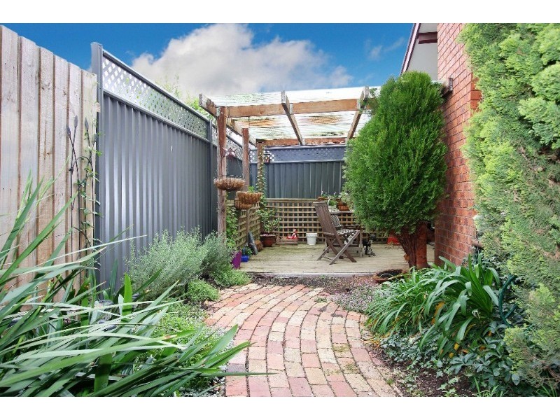 8/18-20 McLeans Road, Bundoora VIC 3083