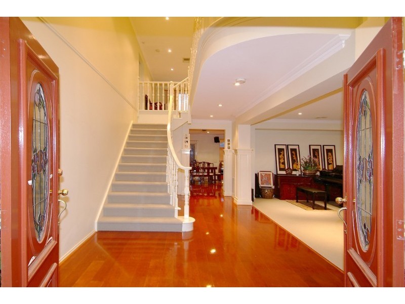 26 Stymie Street, Kingsbury VIC 3083