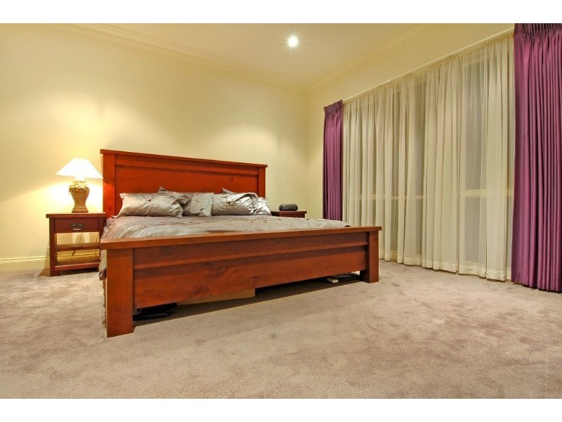 13 Lilly Pilly Avenue, Bundoora VIC 3083