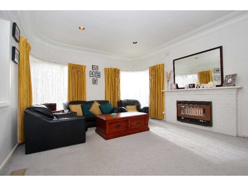 165 Rathcown Road, Reservoir VIC 3073