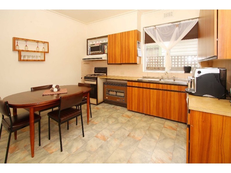 165 Rathcown Road, Reservoir VIC 3073