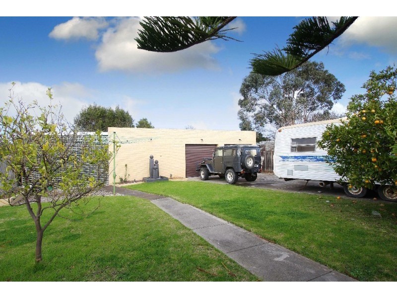 165 Rathcown Road, Reservoir VIC 3073