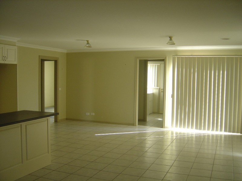 33A Garden Grove Drive, Mill Park VIC 3082