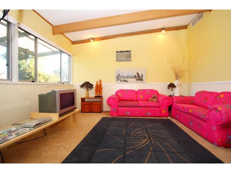 39 Acheron Avenue, Reservoir VIC 3073