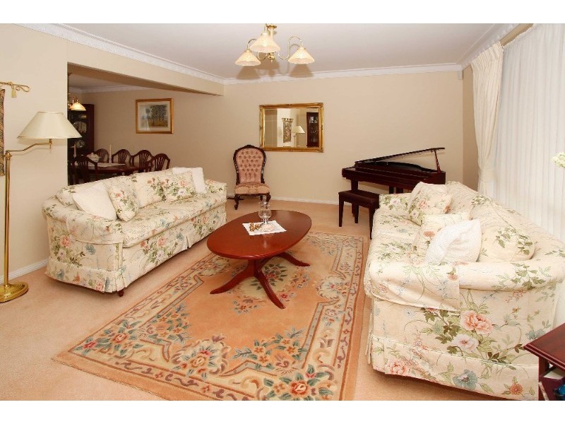 4 Gundry Grove, Watsonia North VIC 3087