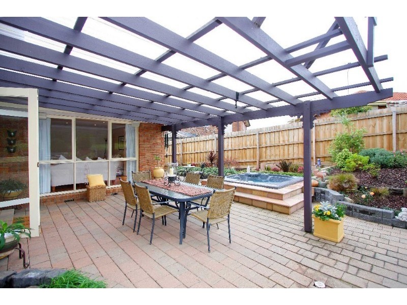 4 Gundry Grove, Watsonia North VIC 3087